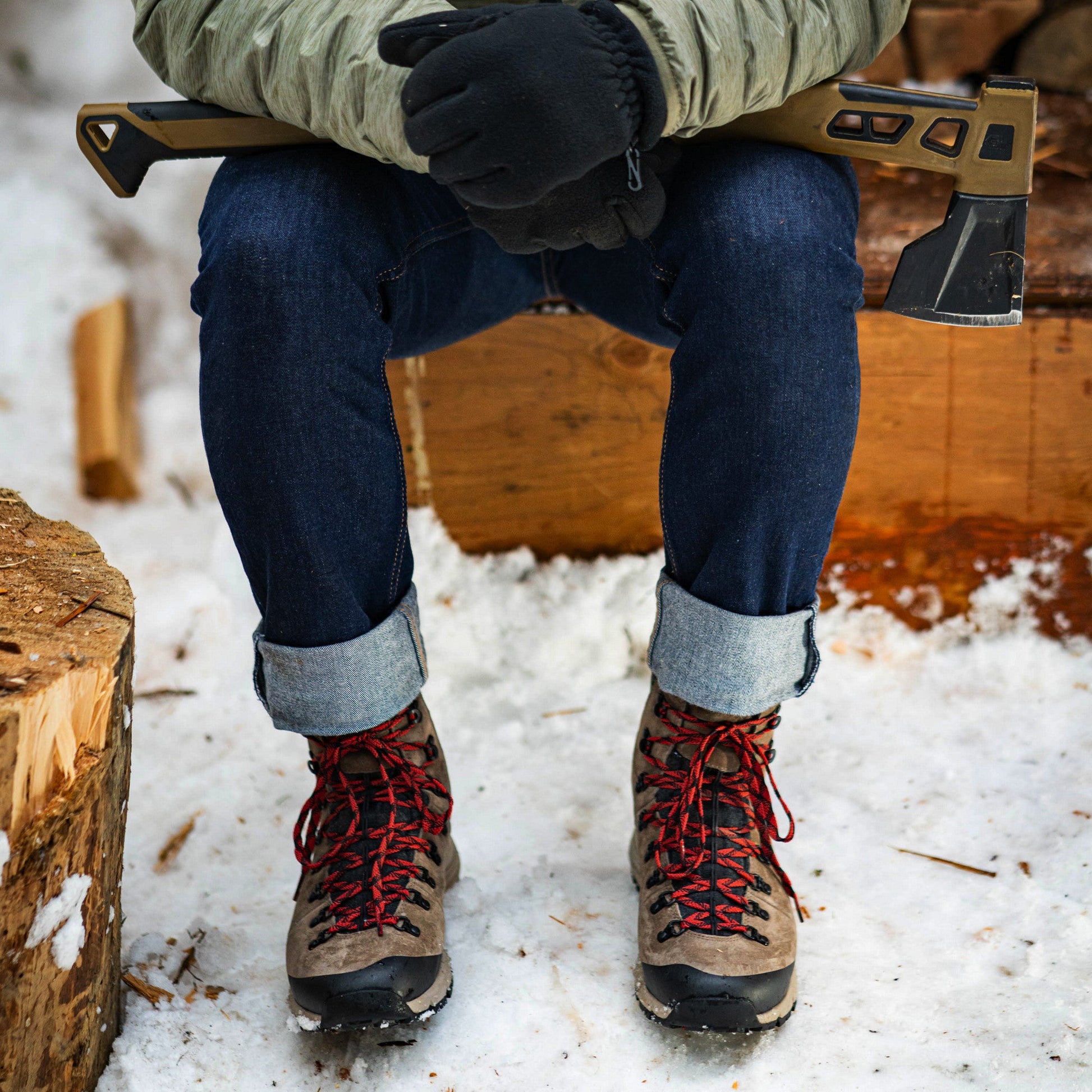 Danner Men's Arctic 600 7" Waterproof 200G Side-Zip Hiking Boot- Brown- 67338 - Overlook Boots